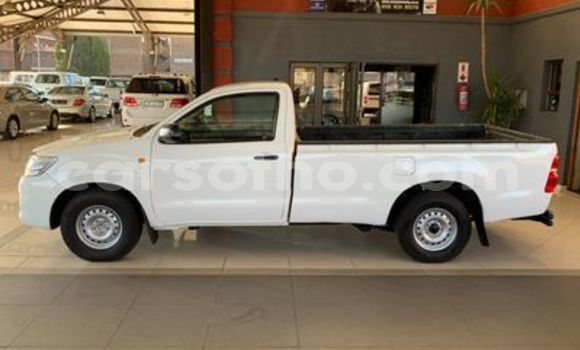 Acheter Occasion Voiture Toyota Hilux Blanc à Maseru, Maseru Acheter Occasion Voiture Toyota Hilux Blanc à Maseru, Maseru