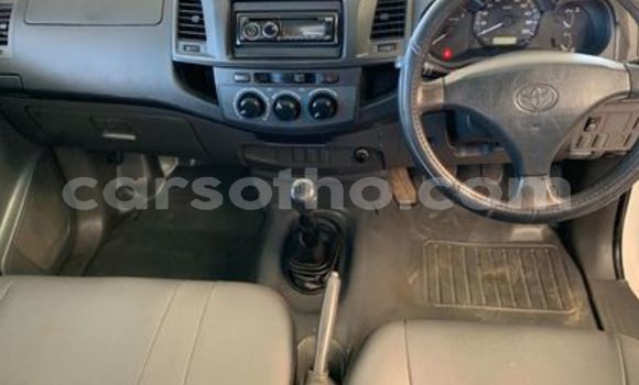 Acheter Occasion Voiture Toyota Hilux Blanc à Maseru, Maseru Acheter Occasion Voiture Toyota Hilux Blanc à Maseru, Maseru