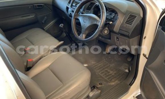 Acheter Occasion Voiture Toyota Hilux Blanc à Maseru, Maseru Acheter Occasion Voiture Toyota Hilux Blanc à Maseru, Maseru