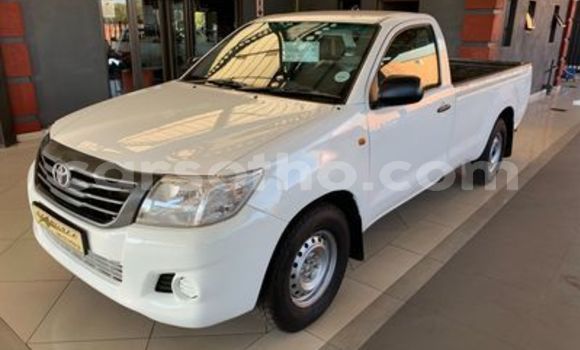 Acheter Occasion Voiture Toyota Hilux Blanc à Maseru, Maseru Acheter Occasion Voiture Toyota Hilux Blanc à Maseru, Maseru