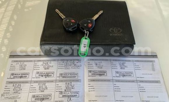 Acheter Occasion Voiture Toyota Hilux Blanc à Maseru, Maseru Acheter Occasion Voiture Toyota Hilux Blanc à Maseru, Maseru