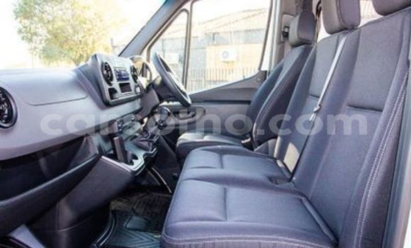 Acheter Occasion Voiture Mercedes-Benz Viano Blanc à Maseru, Maseru Acheter Occasion Voiture Mercedes-Benz Viano Blanc à Maseru, Maseru