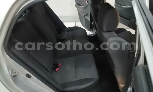 Sayi Na hannu Toyota Runx Silver Mota in Maseru a Maseru Sayi Na hannu Toyota Runx Silver Mota in Maseru a Maseru