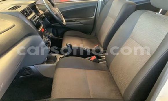 Acheter Occasion Voiture Toyota Avanza Blanc à Maseru, Maseru Acheter Occasion Voiture Toyota Avanza Blanc à Maseru, Maseru