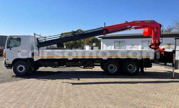 Acheter Occasion Voiture Toyota Dyna Blanc à Maputsoa, Leribe Acheter Occasion Voiture Toyota Dyna Blanc à Maputsoa, Leribe