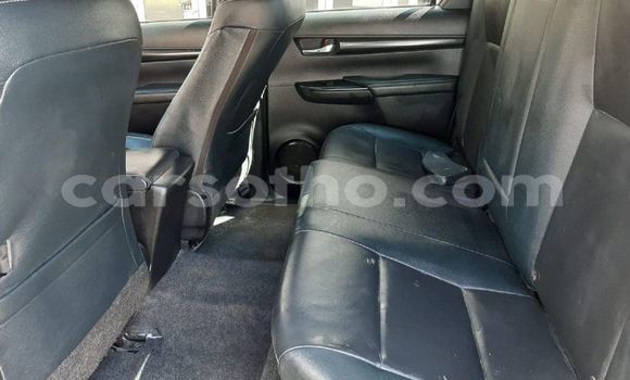 اشتري مستعمل Toyota Hilux Silver سيارة في Maseru في Maseru اشتري مستعمل Toyota Hilux Silver سيارة في Maseru في Maseru