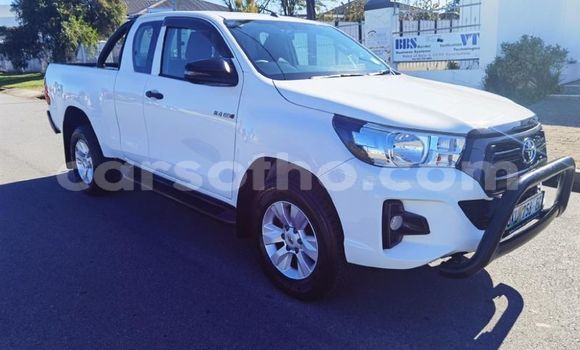 اشتري مستعمل Toyota Hilux White سيارة في Maseru في Maseru اشتري مستعمل Toyota Hilux White سيارة في Maseru في Maseru