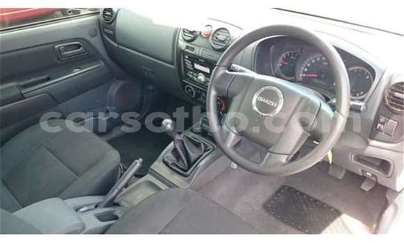 Buy Used Isuzu KB White Car in Maputsoa in Leribe Buy Used Isuzu KB White Car in Maputsoa in Leribe