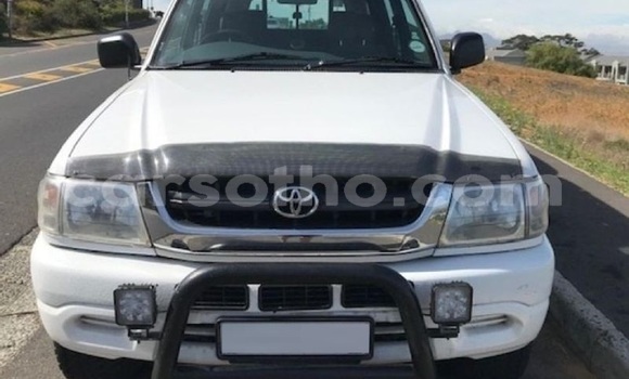 اشتري مستعمل Toyota Hilux White سيارة في Maseru في Maseru اشتري مستعمل Toyota Hilux White سيارة في Maseru في Maseru