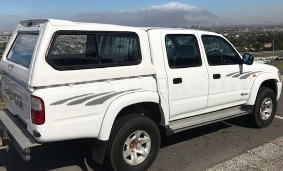 اشتري مستعمل Toyota Hilux White سيارة في Maseru في Maseru اشتري مستعمل Toyota Hilux White سيارة في Maseru في Maseru