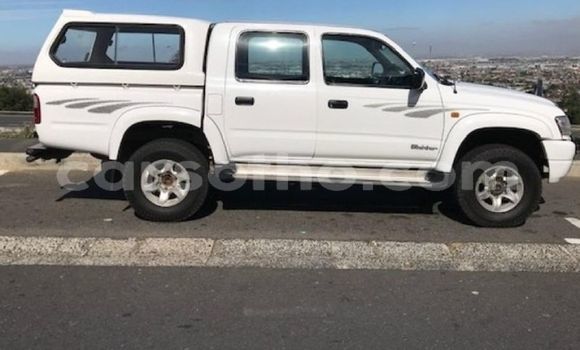 اشتري مستعمل Toyota Hilux White سيارة في Maseru في Maseru اشتري مستعمل Toyota Hilux White سيارة في Maseru في Maseru