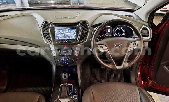 Sayi Na hannu Hyundai Santa Fe Red Mota in Maseru a Maseru Sayi Na hannu Hyundai Santa Fe Red Mota in Maseru a Maseru