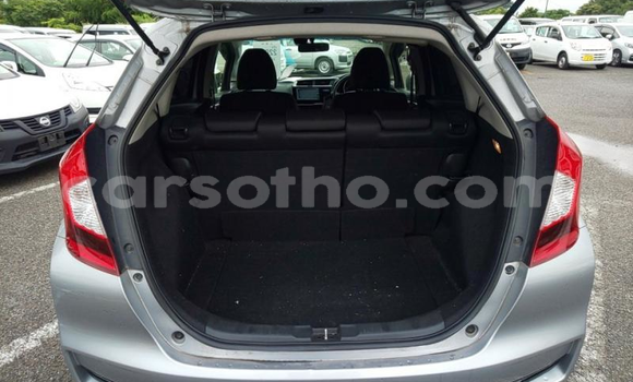 اشتري مستعمل Honda FIT Silver سيارة في Maseru في Maseru اشتري مستعمل Honda FIT Silver سيارة في Maseru في Maseru