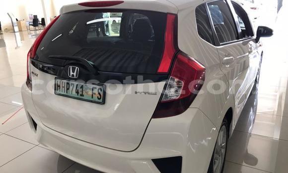 اشتري مستعمل Honda Jazz White سيارة في Butha–Buthe في Thaba-Tseka اشتري مستعمل Honda Jazz White سيارة في Butha–Buthe في Thaba-Tseka