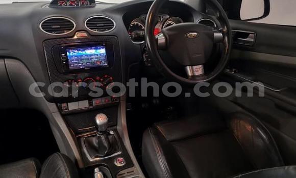 Acheter Occasion Voiture Ford Focus ST Bleu à Mafeteng, Mafeteng Acheter Occasion Voiture Ford Focus ST Bleu à Mafeteng, Mafeteng