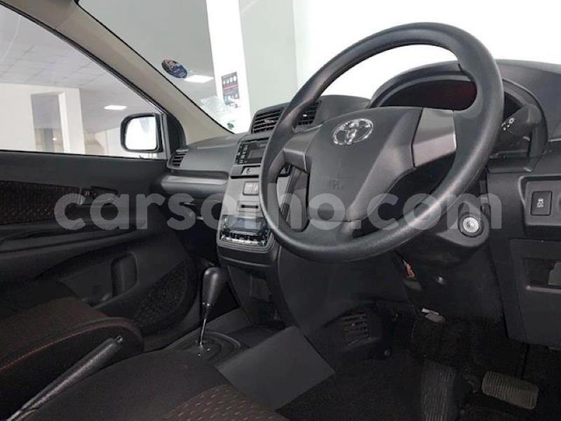 Big with watermark toyota avanza maseru maseru 22041