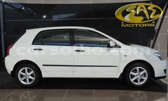 Acheter Occasion Voiture Toyota Corolla Blanc à Maseru, Maseru Acheter Occasion Voiture Toyota Corolla Blanc à Maseru, Maseru