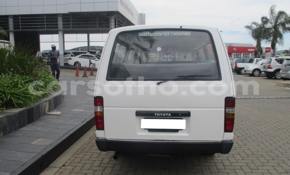 اشتري مستعمل Toyota Hiace White سيارة في Maseru في Maseru اشتري مستعمل Toyota Hiace White سيارة في Maseru في Maseru