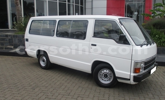 اشتري مستعمل Toyota Hiace White سيارة في Maseru في Maseru اشتري مستعمل Toyota Hiace White سيارة في Maseru في Maseru