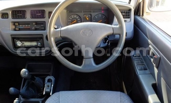 Buy Used Toyota Ventury White Car in Maseru in Maseru Buy Used Toyota Ventury White Car in Maseru in Maseru