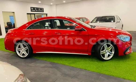 Acheter Occasion Voiture Mercedes-Benz AMG GLC Rouge à Maseru, Maseru Acheter Occasion Voiture Mercedes-Benz AMG GLC Rouge à Maseru, Maseru