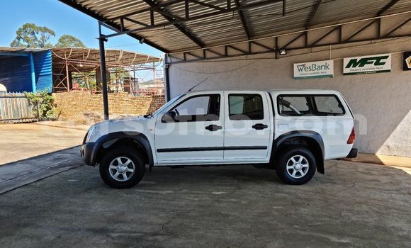 اشتري مستعمل Isuzu KB White سيارة في Maseru في Maseru اشتري مستعمل Isuzu KB White سيارة في Maseru في Maseru