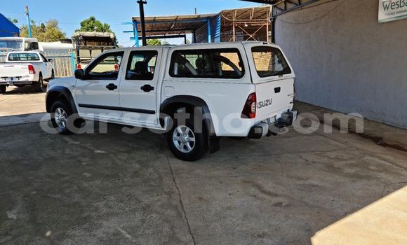 اشتري مستعمل Isuzu KB White سيارة في Maseru في Maseru اشتري مستعمل Isuzu KB White سيارة في Maseru في Maseru