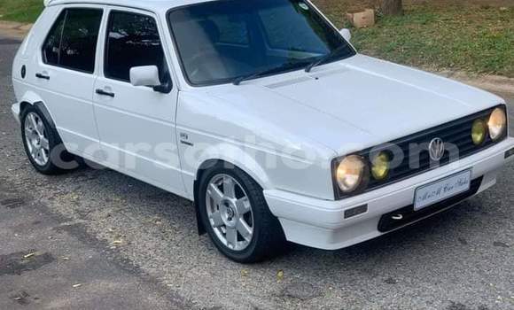 Buy Used Volkswagen Golf White Car in Maseru in Maseru Buy Used Volkswagen Golf White Car in Maseru in Maseru
