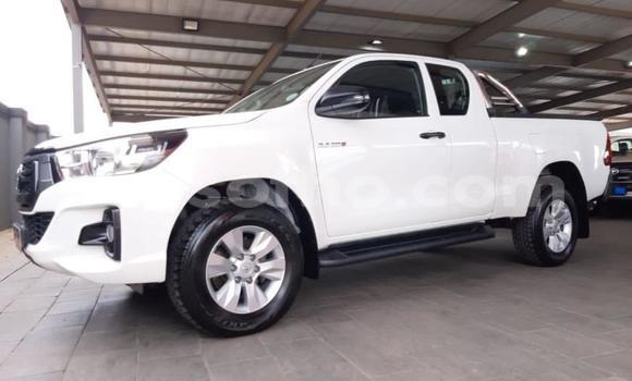 Acheter Occasion Voiture Toyota Hilux Blanc à Maseru, Maseru Acheter Occasion Voiture Toyota Hilux Blanc à Maseru, Maseru