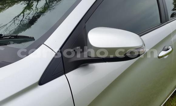 اشتري مستعمل Toyota Yaris Silver سيارة في Hlotse في Leribe اشتري مستعمل Toyota Yaris Silver سيارة في Hlotse في Leribe