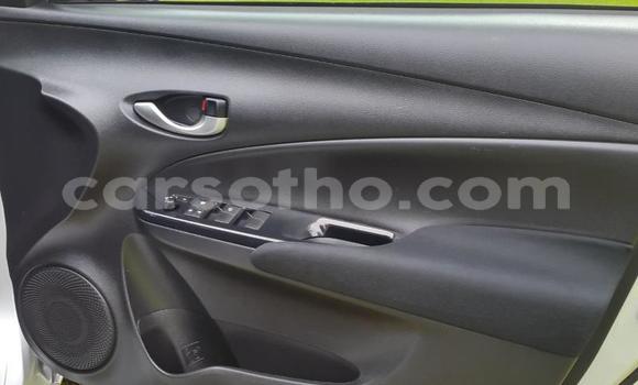 اشتري مستعمل Toyota Yaris Silver سيارة في Hlotse في Leribe اشتري مستعمل Toyota Yaris Silver سيارة في Hlotse في Leribe