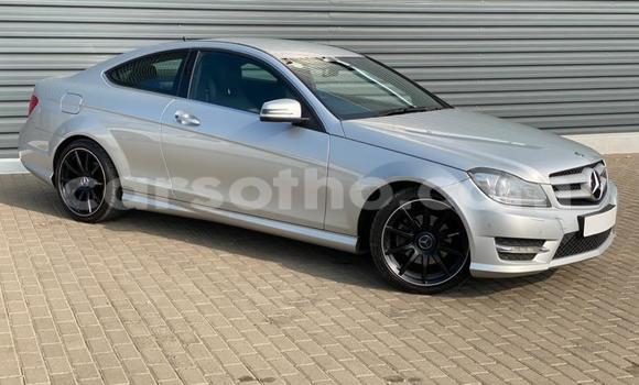 اشتري مستعمل Mercedes-Benz C180 coupe Silver سيارة في Hlotse في Leribe اشتري مستعمل Mercedes-Benz C180 coupe Silver سيارة في Hlotse في Leribe
