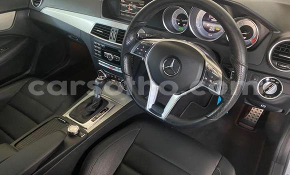 اشتري مستعمل Mercedes-Benz C180 coupe Silver سيارة في Hlotse في Leribe اشتري مستعمل Mercedes-Benz C180 coupe Silver سيارة في Hlotse في Leribe