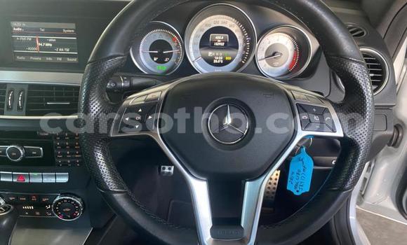 اشتري مستعمل Mercedes-Benz C180 coupe Silver سيارة في Hlotse في Leribe اشتري مستعمل Mercedes-Benz C180 coupe Silver سيارة في Hlotse في Leribe