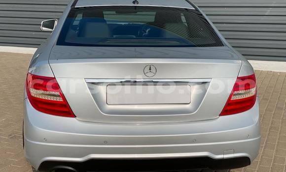 اشتري مستعمل Mercedes-Benz C180 coupe Silver سيارة في Hlotse في Leribe اشتري مستعمل Mercedes-Benz C180 coupe Silver سيارة في Hlotse في Leribe