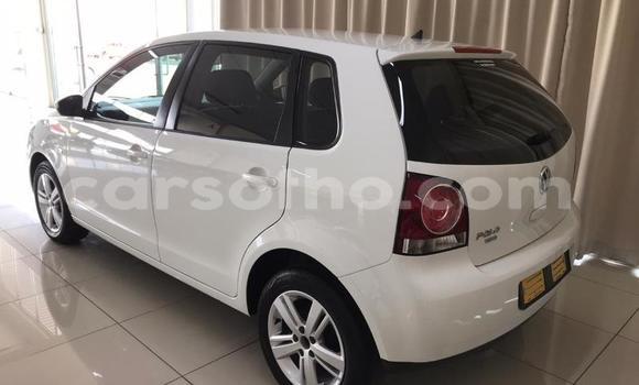 اشتري مستعمل Volkswagen Polo White سيارة في Mafeteng في Mafeteng اشتري مستعمل Volkswagen Polo White سيارة في Mafeteng في Mafeteng