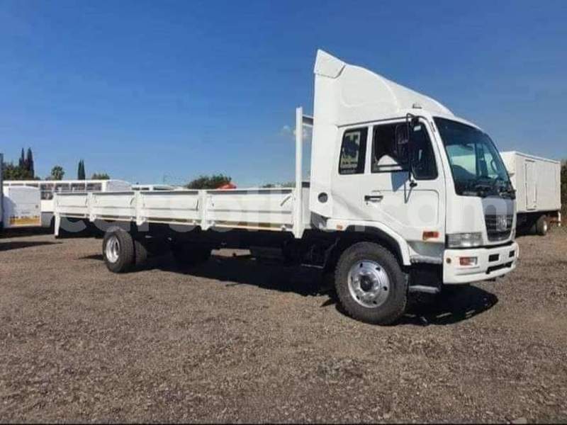 Big with watermark toyota t100 maseru maseru 22088