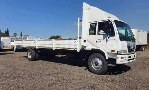 Acheter Occasion Voiture Toyota T100 Blanc à Maseru, Maseru Acheter Occasion Voiture Toyota T100 Blanc à Maseru, Maseru
