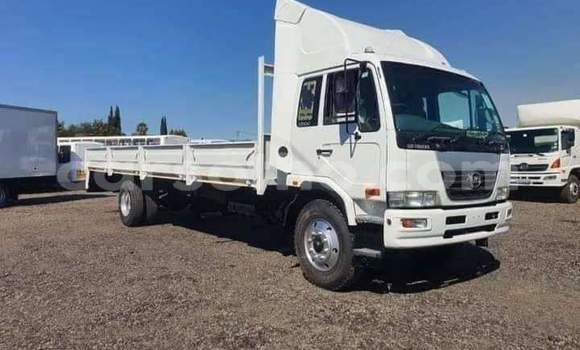 Acheter Occasion Voiture Toyota T100 Blanc à Maseru, Maseru Acheter Occasion Voiture Toyota T100 Blanc à Maseru, Maseru