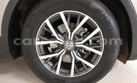 Acheter Occasion Voiture Volkswagen Tiguan Beige à Hlotse, Leribe Acheter Occasion Voiture Volkswagen Tiguan Beige à Hlotse, Leribe
