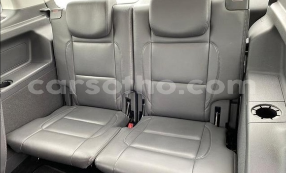 Sayi Na hannu Volkswagen Touran White Mota in Thaba–Tseka a Mafeteng Sayi Na hannu Volkswagen Touran White Mota in Thaba–Tseka a Mafeteng