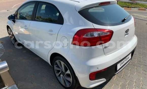 Acheter Occasion Voiture Kia Rio Blanc à Maseru, Maseru Acheter Occasion Voiture Kia Rio Blanc à Maseru, Maseru