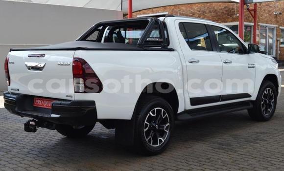 Acheter Occasion Voiture Toyota Hilux Blanc à Maseru, Maseru Acheter Occasion Voiture Toyota Hilux Blanc à Maseru, Maseru