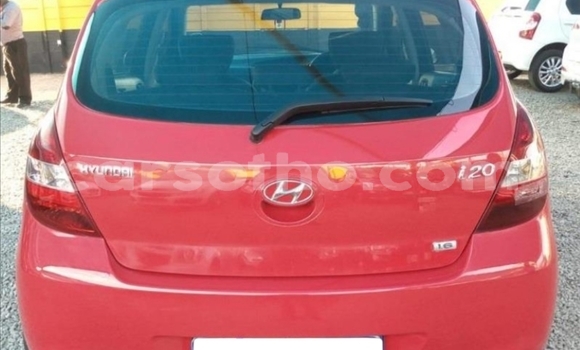 Acheter Occasion Voiture Hyundai i20 Rouge à Thaba–Tseka, Mafeteng Acheter Occasion Voiture Hyundai i20 Rouge à Thaba–Tseka, Mafeteng