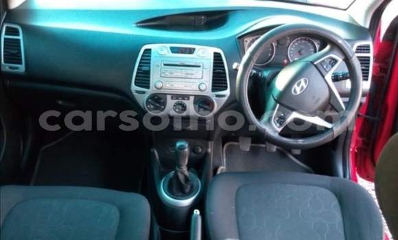 Acheter Occasion Voiture Hyundai i20 Rouge à Thaba–Tseka, Mafeteng Acheter Occasion Voiture Hyundai i20 Rouge à Thaba–Tseka, Mafeteng