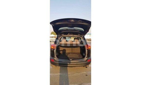 Sayi Imported Toyota RAV4 Black Mota in Import - Dubai a Maseru Sayi Imported Toyota RAV4 Black Mota in Import - Dubai a Maseru