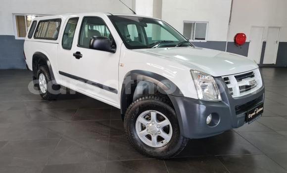 Acheter Occasion Voiture Isuzu KB Blanc à Maseru, Maseru Acheter Occasion Voiture Isuzu KB Blanc à Maseru, Maseru