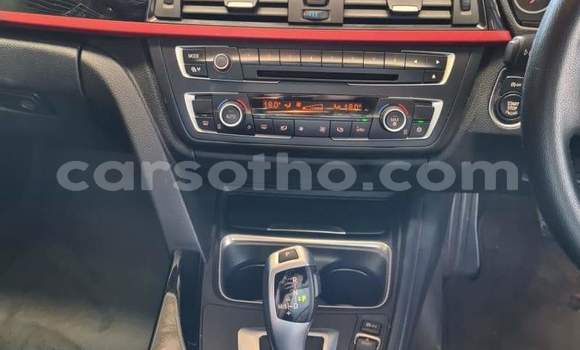 Sayi Na hannu BMW 3–Series Red Mota in Maseru a Maseru Sayi Na hannu BMW 3–Series Red Mota in Maseru a Maseru