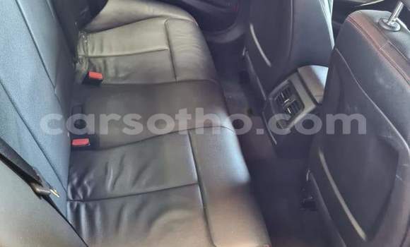 Sayi Na hannu BMW 3–Series Red Mota in Maseru a Maseru Sayi Na hannu BMW 3–Series Red Mota in Maseru a Maseru