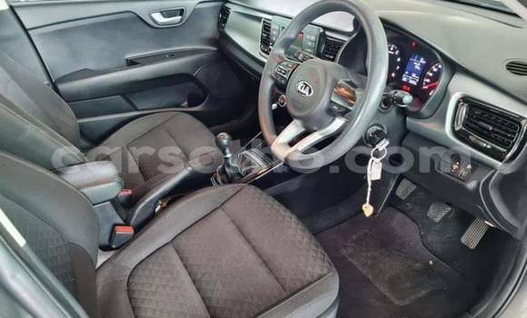 Acheter Occasion Voiture Kia Rio Beige à Thaba–Tseka, Mafeteng Acheter Occasion Voiture Kia Rio Beige à Thaba–Tseka, Mafeteng